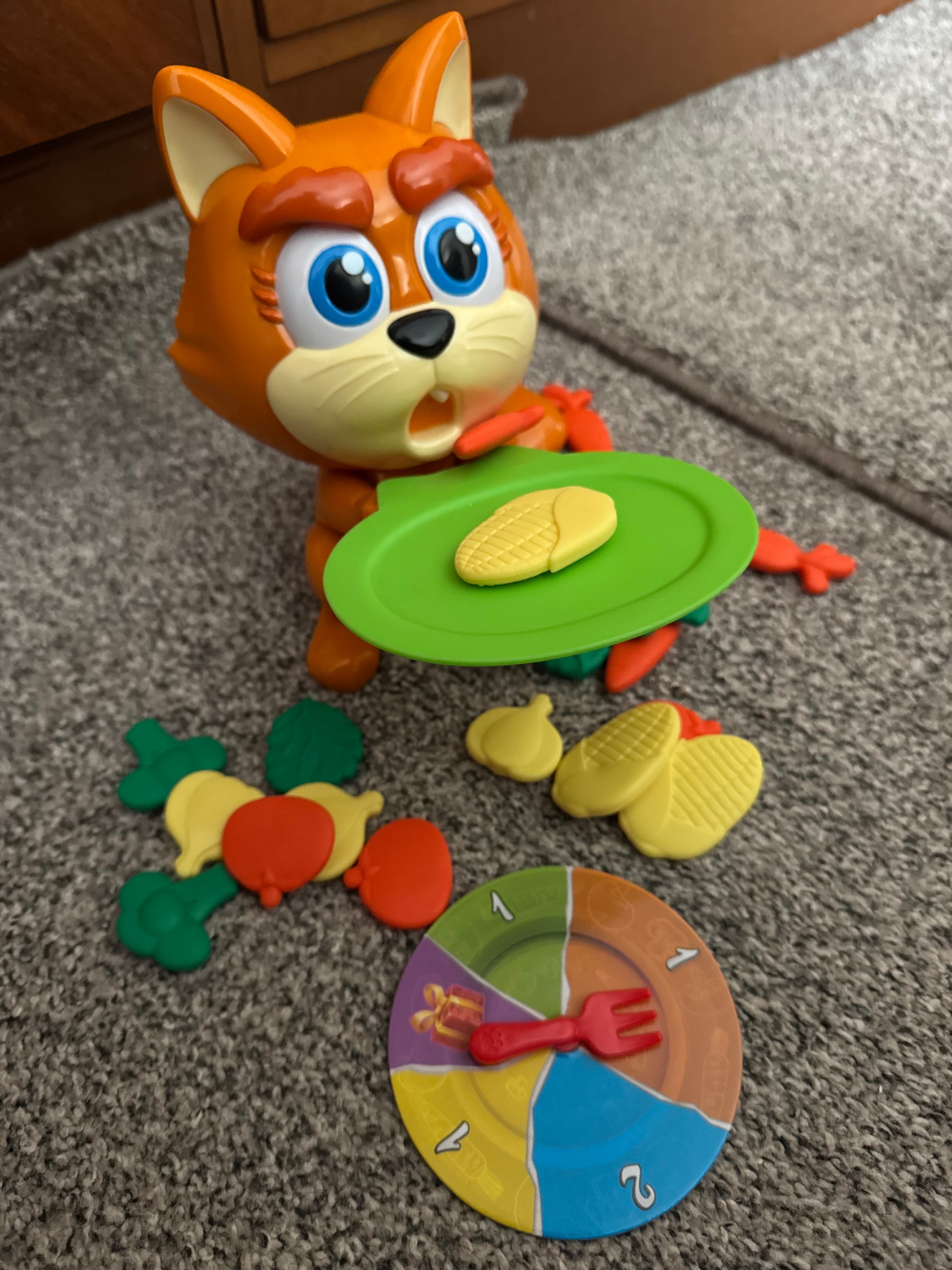 Izbirljiva maca - thumbnail 2