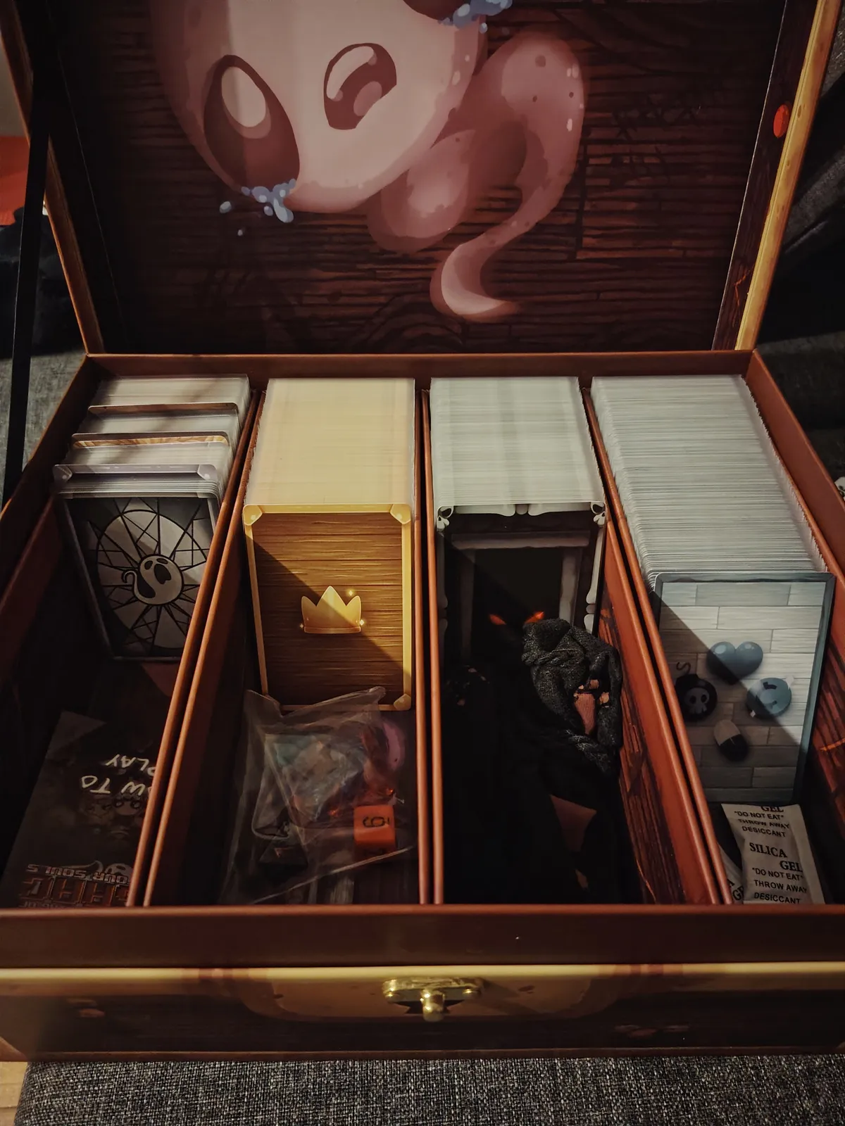 The Binding Of Isaac Four Souls Ultimate Collector Edition - thumbnail 3