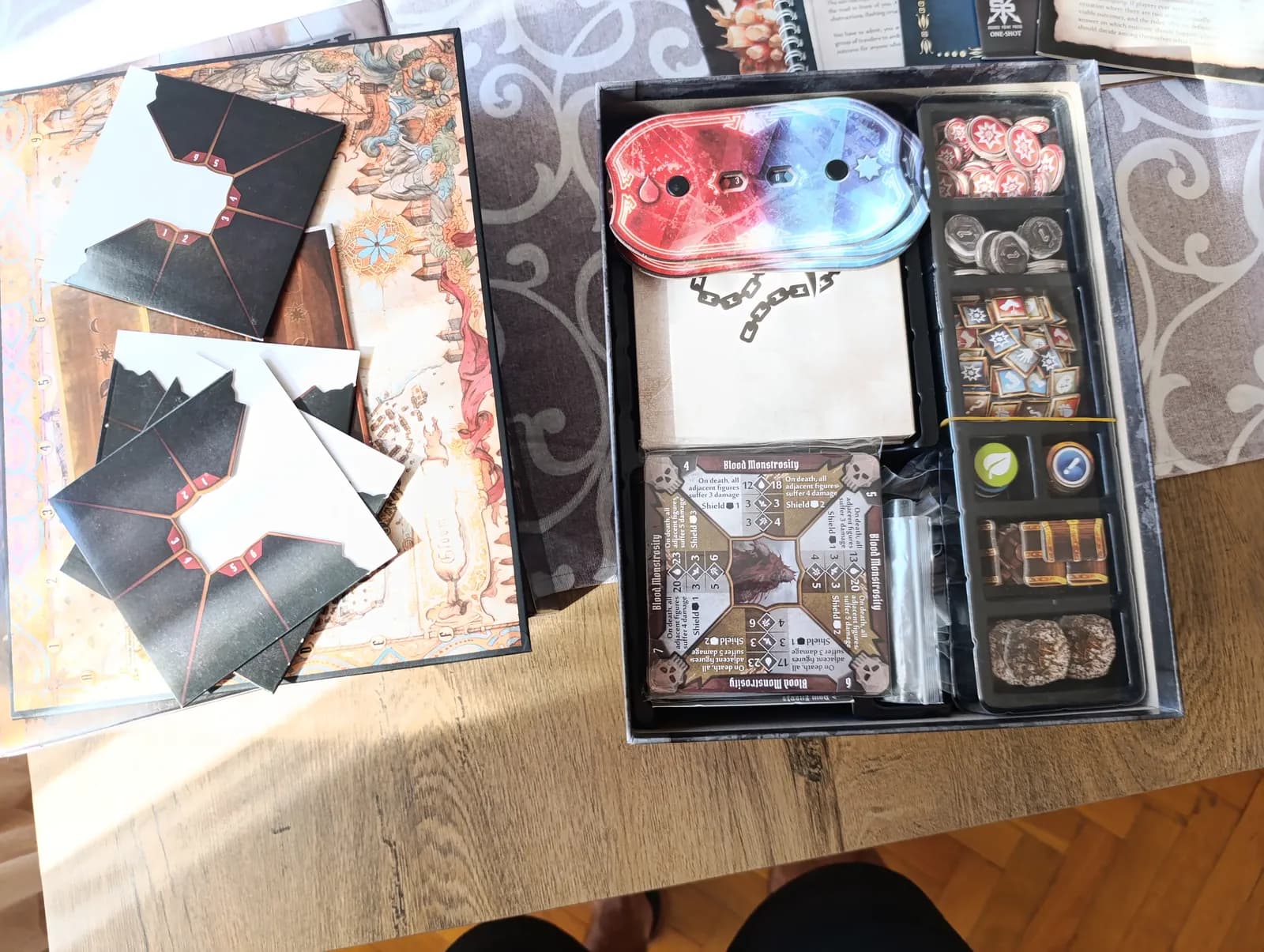 Gloomhaven: Jaws of the Lion - thumbnail 4