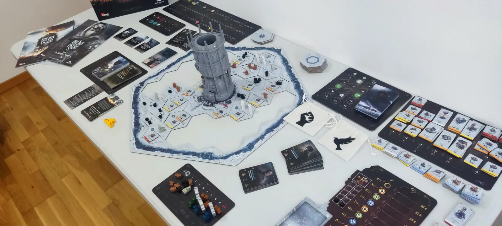Frostpunk: The Board Game - thumbnail 3