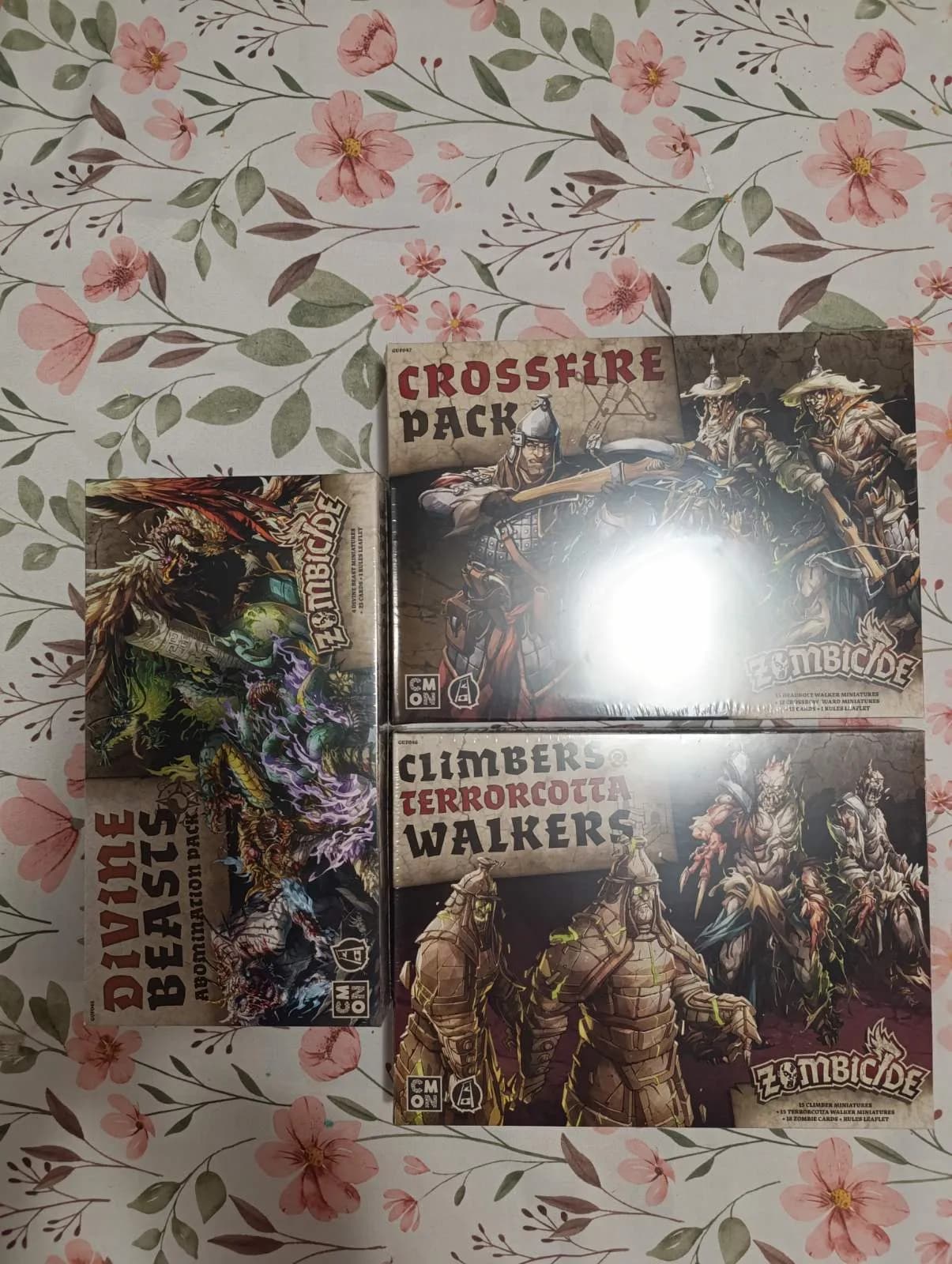 Zombicide: White Death + 3 ekspanzije, novo neotvoreno - thumbnail 4